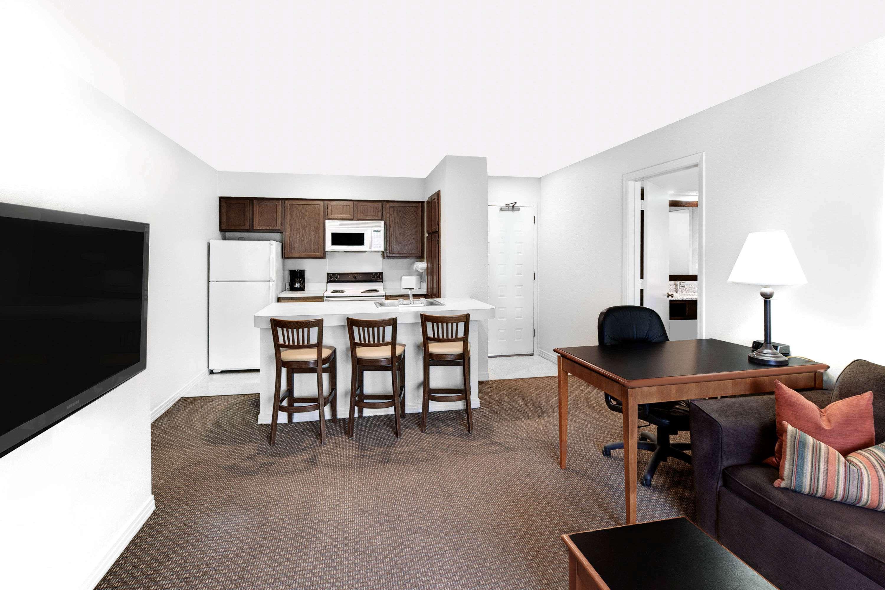 Value Suites Extended Stay - Arlington Extérieur photo